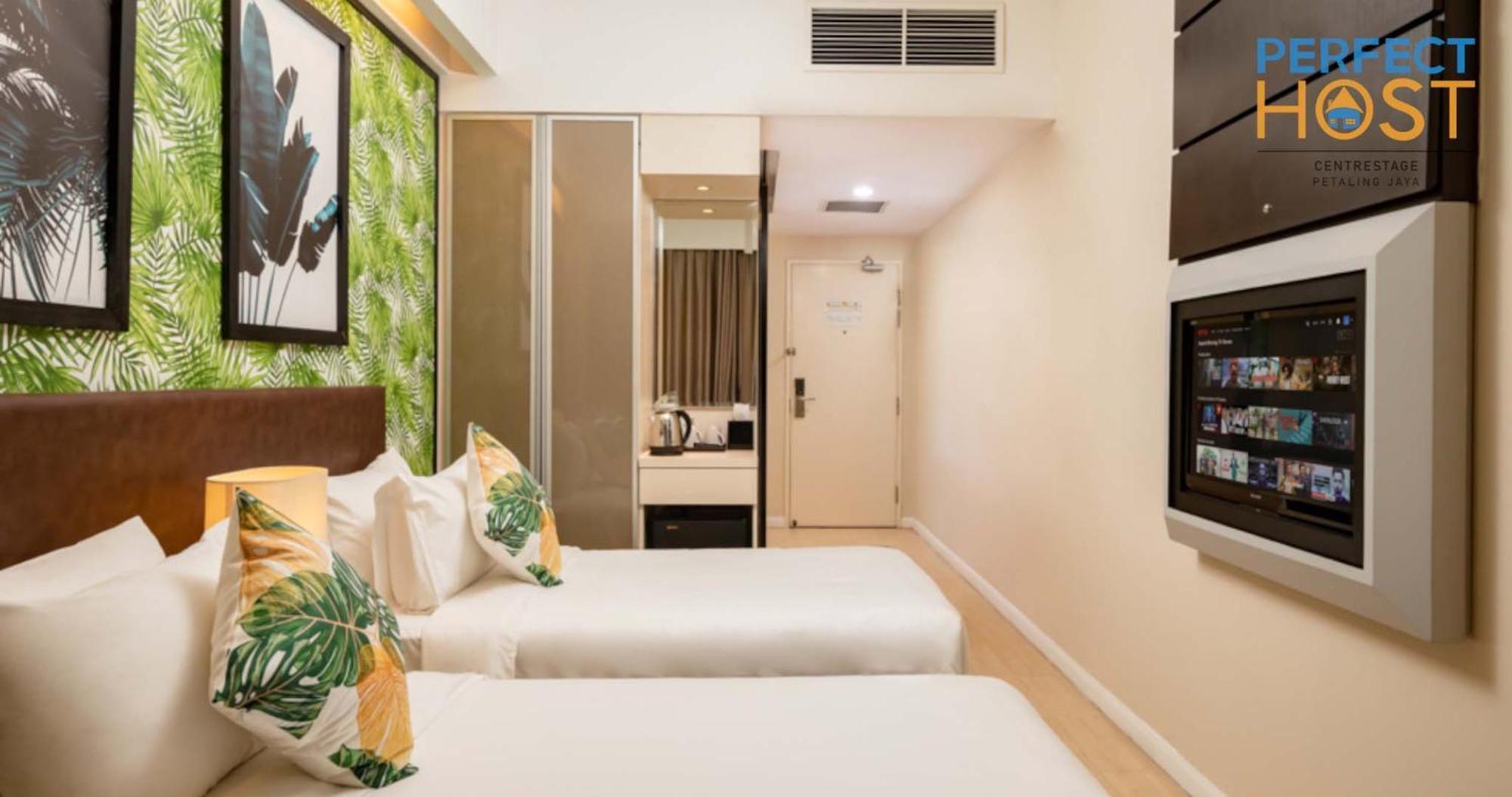 Centrestage Petaling Jaya By Perfect Host Hotel Exterior photo Deluxe Room