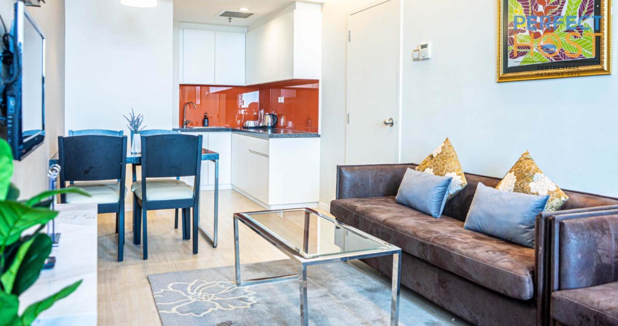 Centrestage Petaling Jaya By Perfect Host Hotel Exterior photo A typical apartment at The Residence