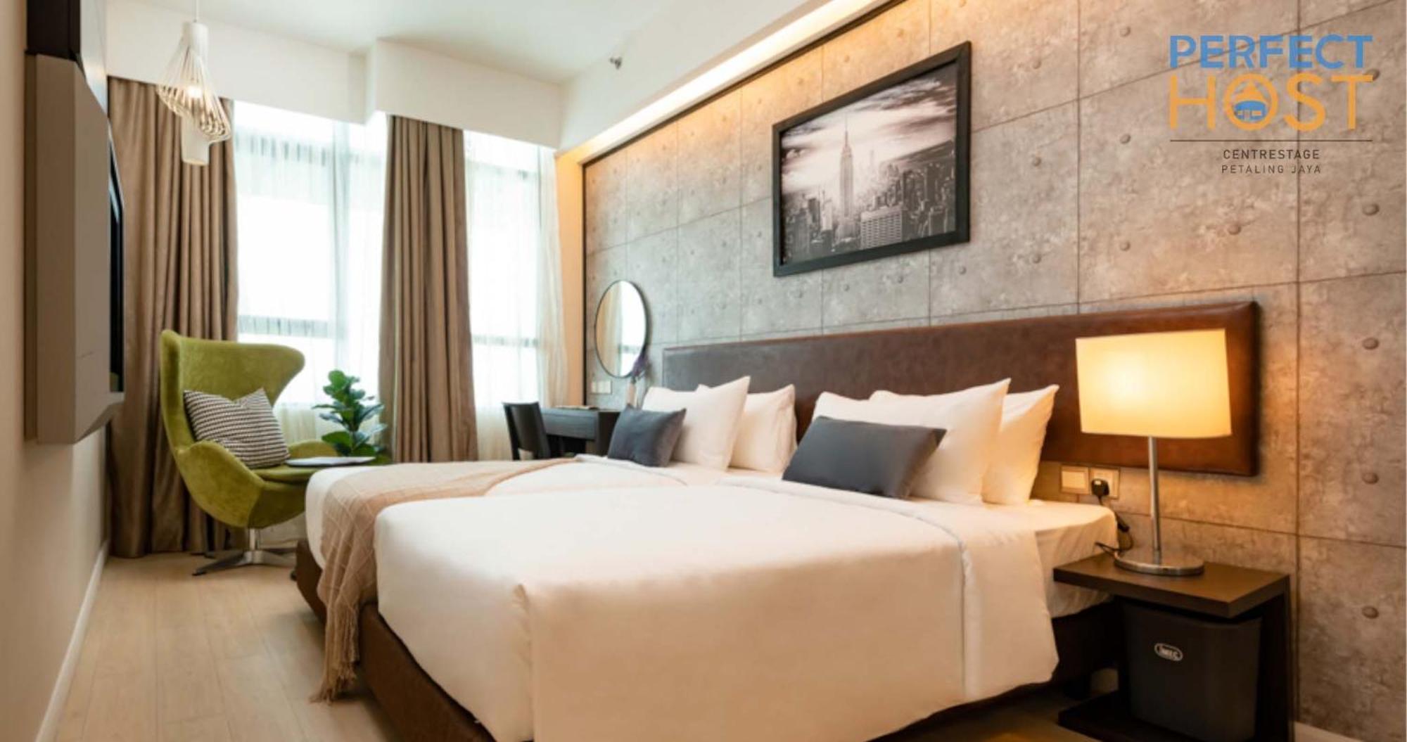Centrestage Petaling Jaya By Perfect Host Hotel Exterior photo Deluxe Room