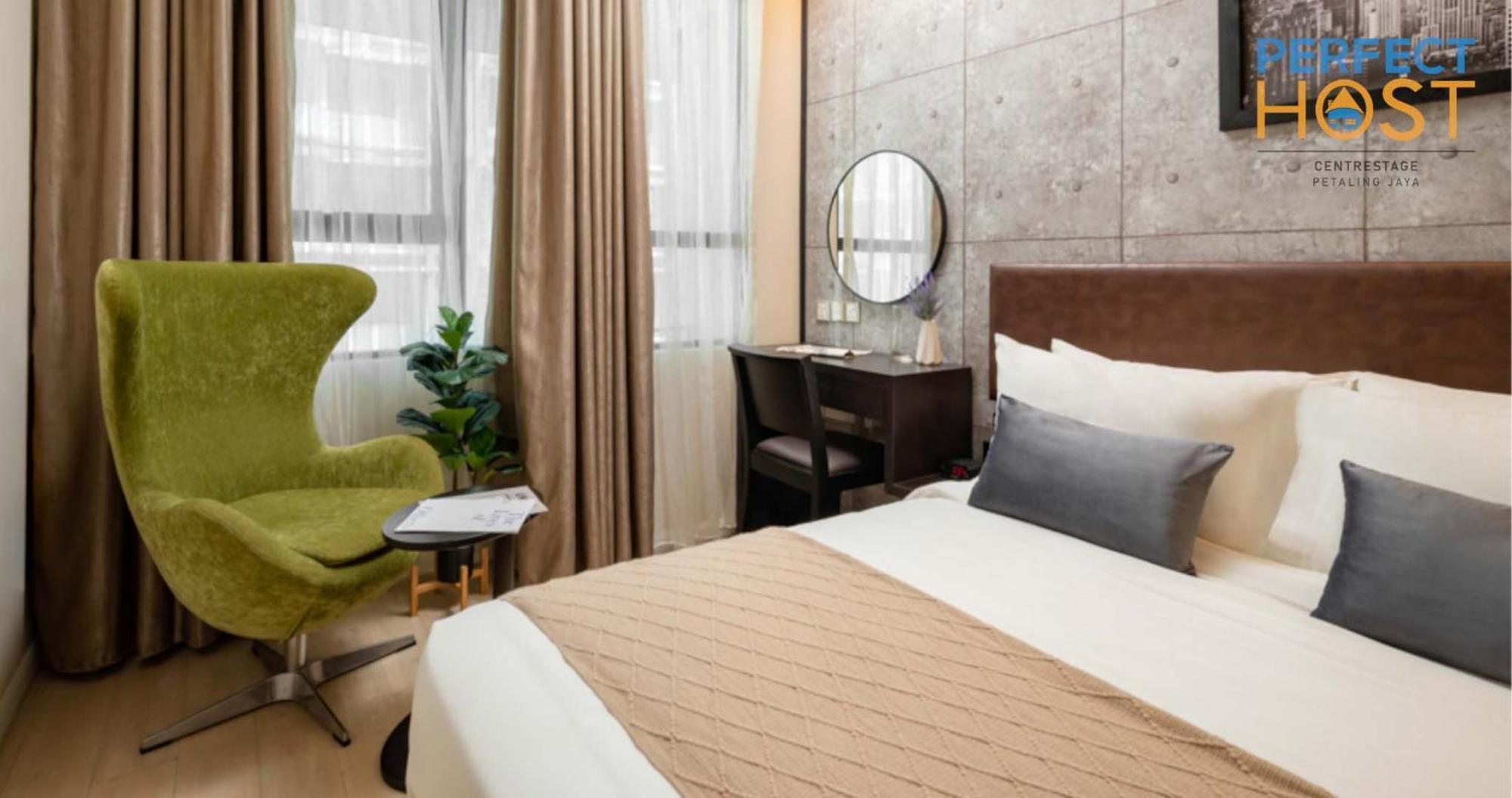 Centrestage Petaling Jaya By Perfect Host Hotel Exterior photo Deluxe Room