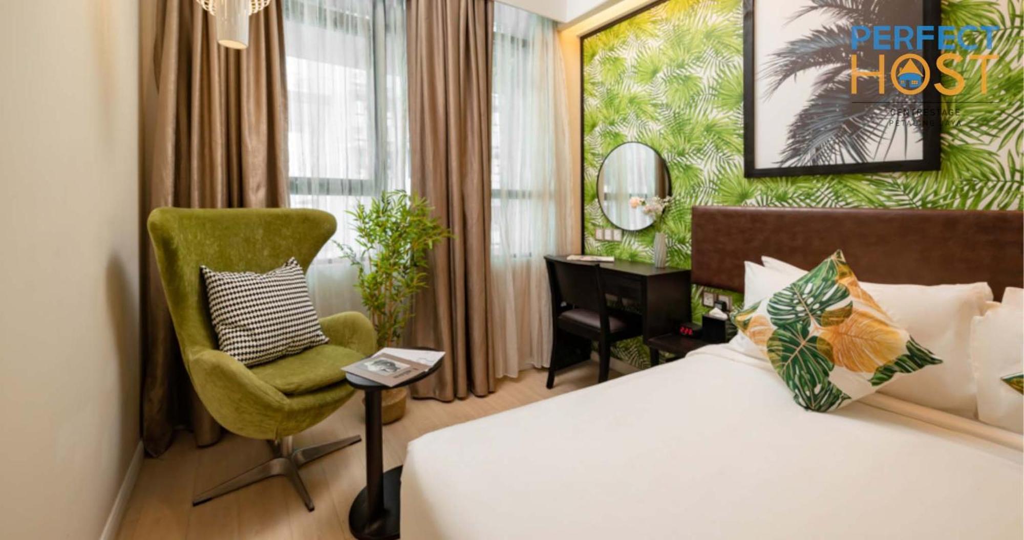 Centrestage Petaling Jaya By Perfect Host Hotel Exterior photo Deluxe Room
